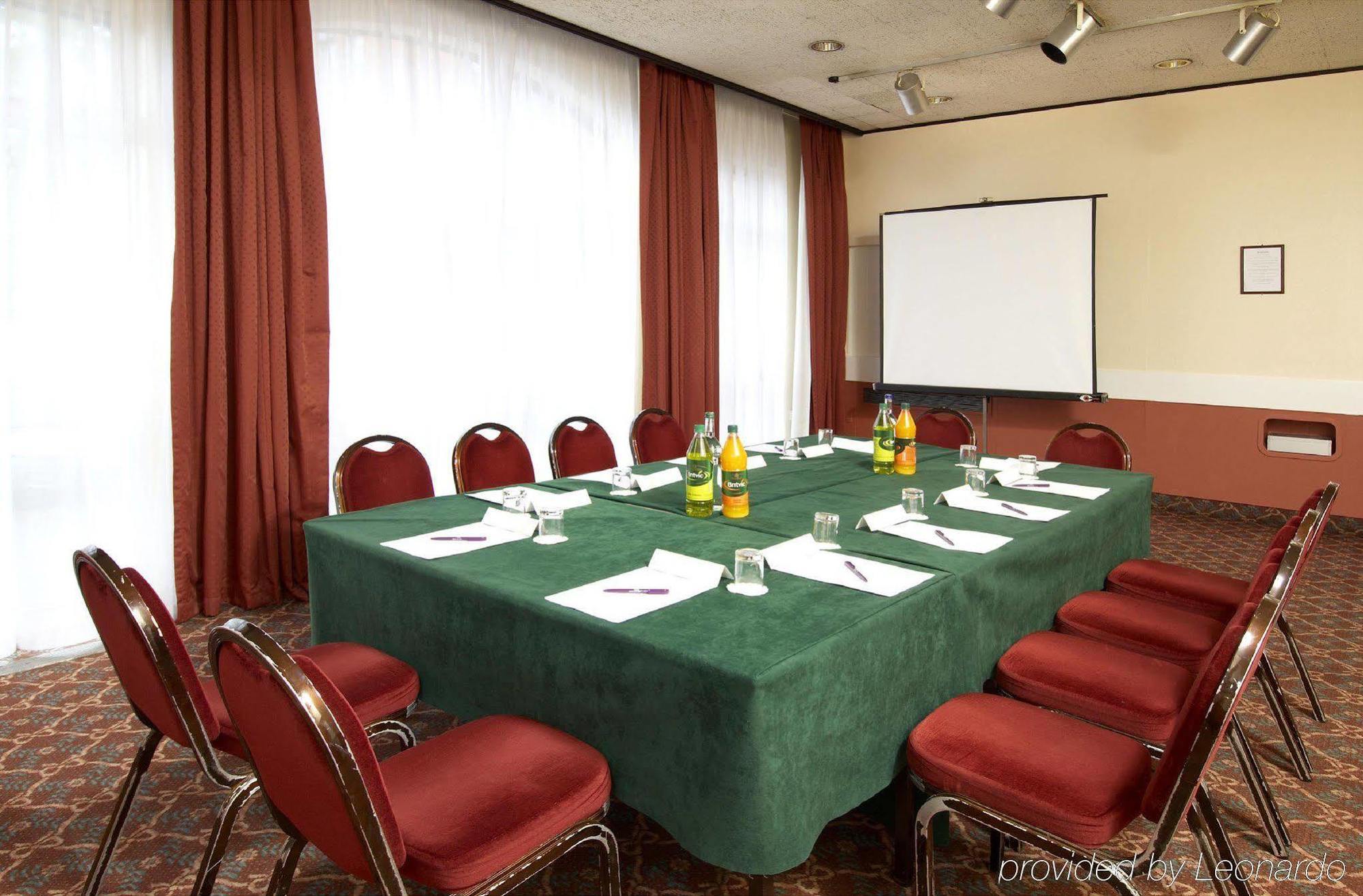 St James Hotel Grimsby Facilities photo